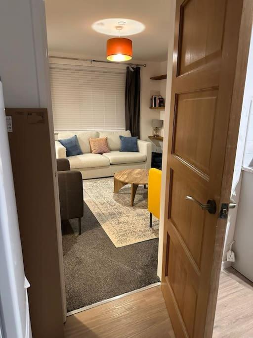 Appartement Revamped Holywood Town Centre House Extérieur photo